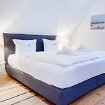 Apartment Mare Lu *